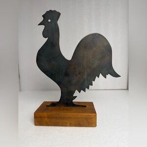 Rustic Black Metal Rooster Silhouette